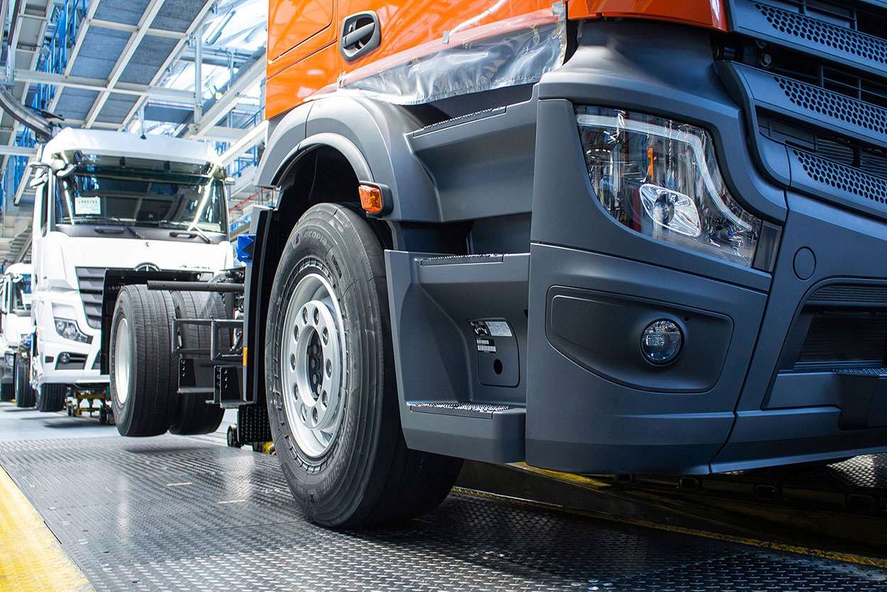 Mercedes eActros 400 ile Yükler Hafifliyor