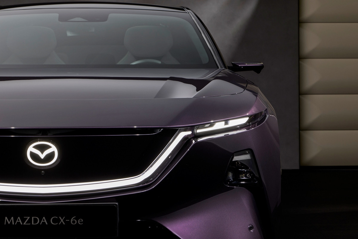 Yeni Mazda CX-6e Avrupa Arenasında!